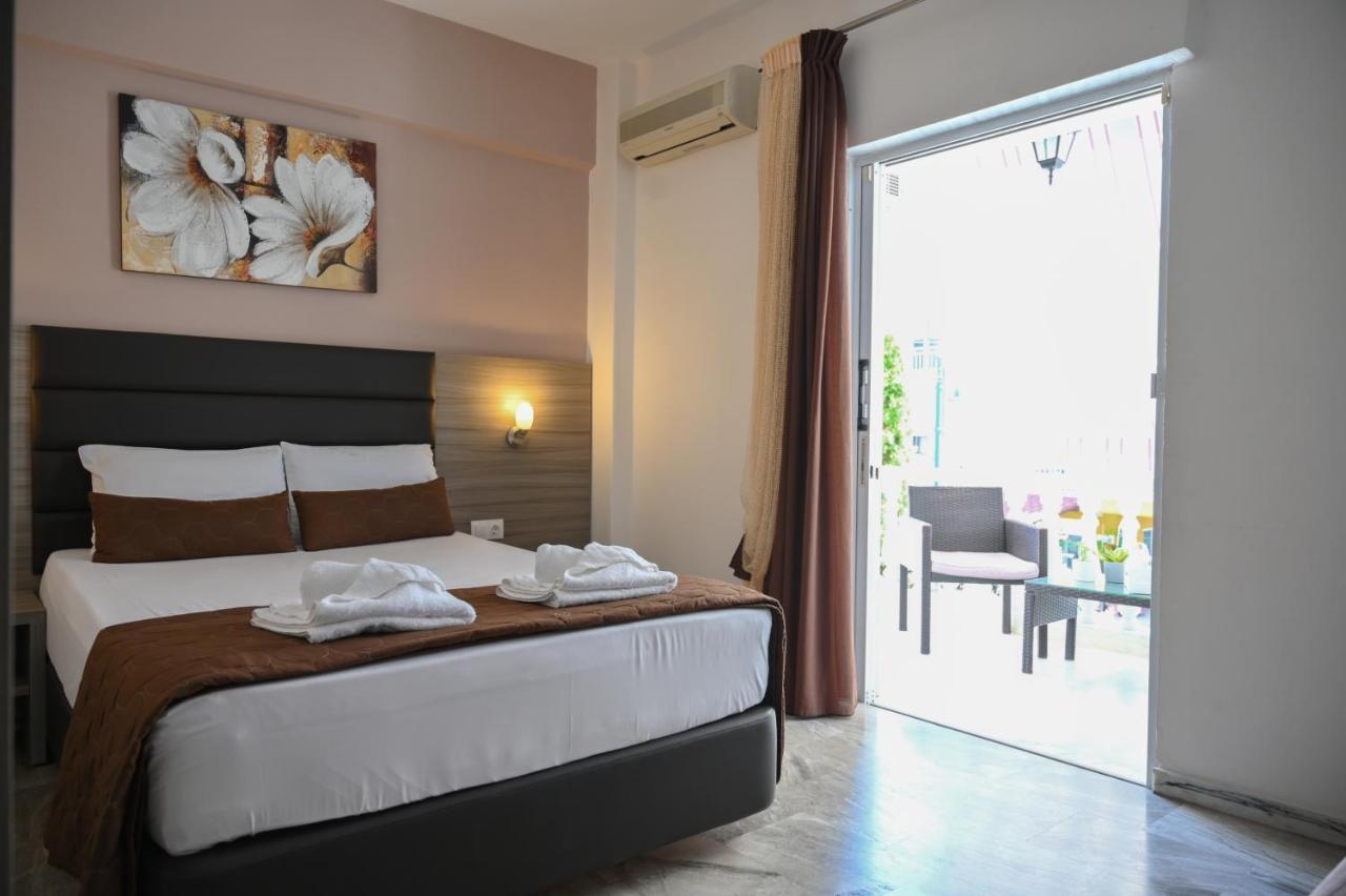 Olympiakí Aktí Hotel Kostas מראה חיצוני תמונה