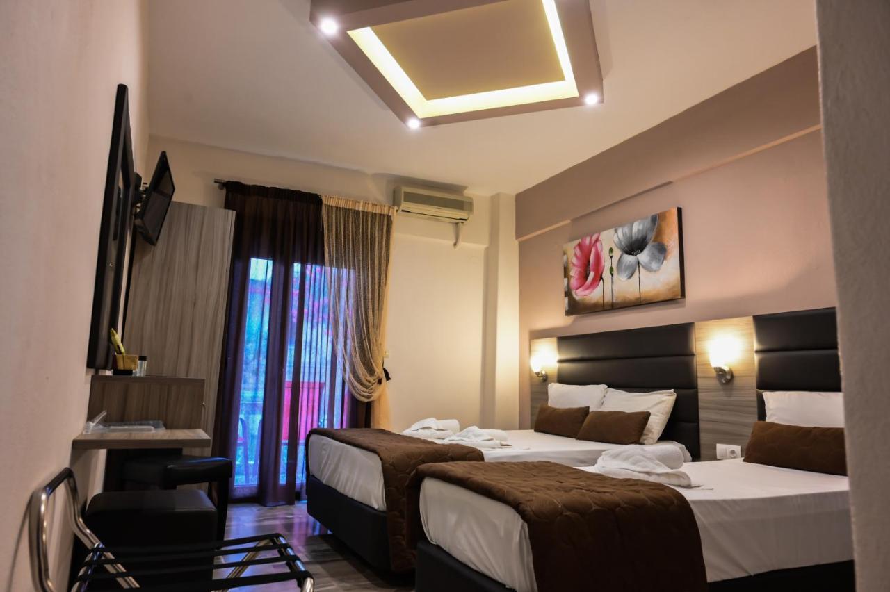 Olympiakí Aktí Hotel Kostas מראה חיצוני תמונה