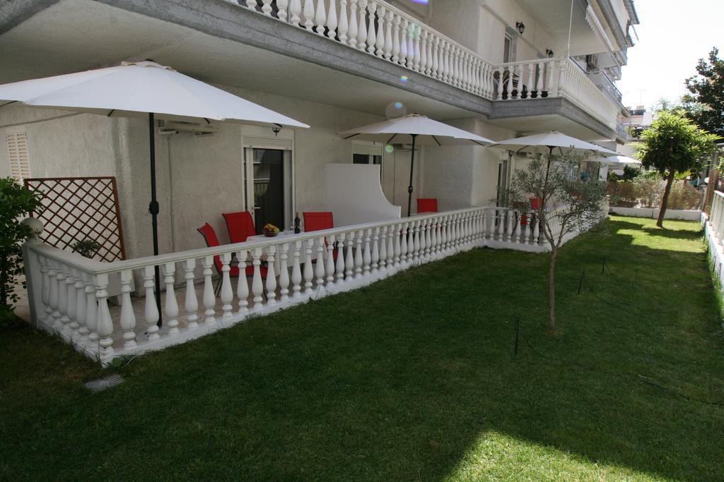 Olympiakí Aktí Hotel Kostas מראה חיצוני תמונה